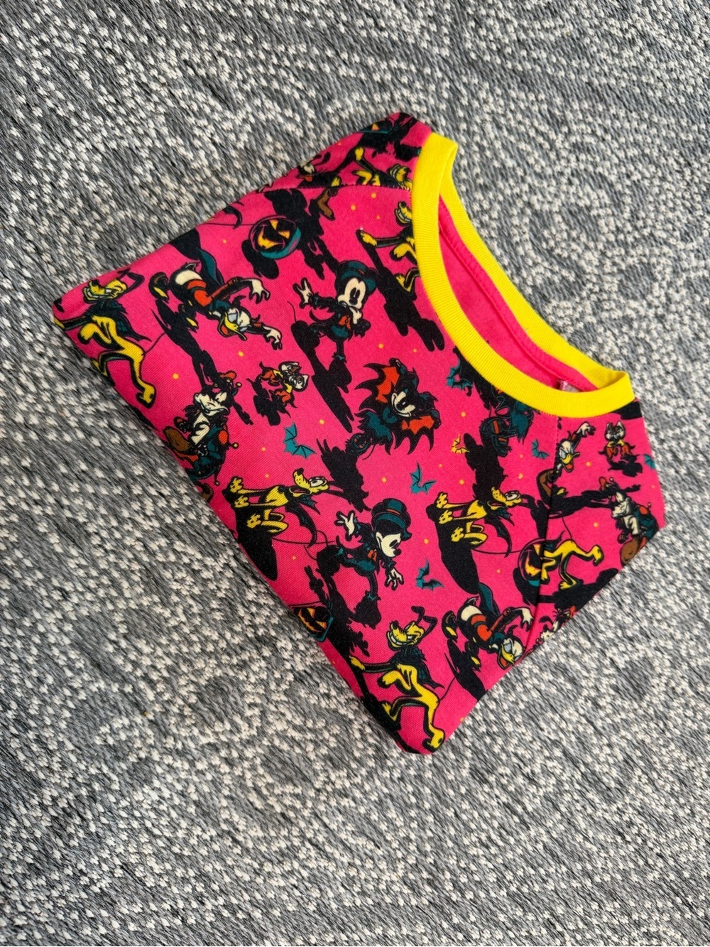 New Disney Girls' Mickey & Friends Halloween Neon Short-Sleeve Nightgown 11/12 - Picture 4 of 16